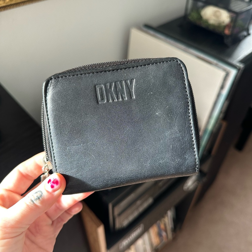Vintage DKNY Black Zip-Around Wallet